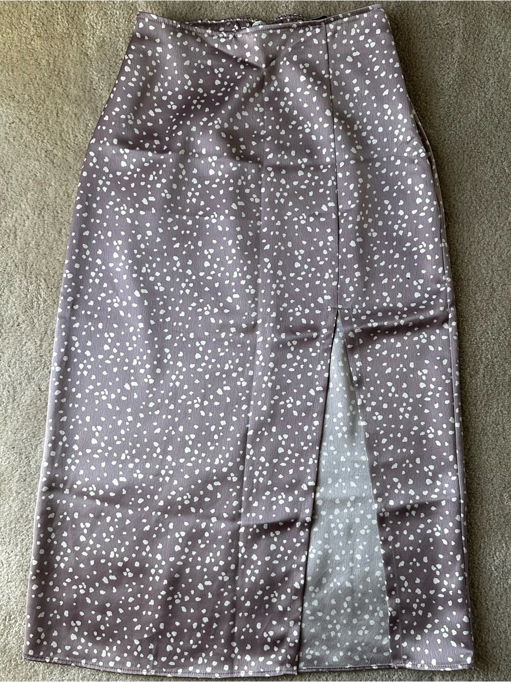 Abercrombie & Fitch Women’s Mauve Polka Dot Midi Skirt with Front Slit